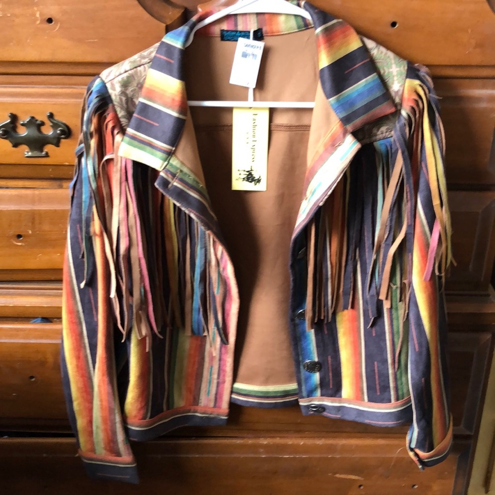 NWOT small Cavenders Fashion Express USA Fringe Western Jacket